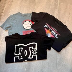 3 Graphic T-Shirt Bundle Youth Large